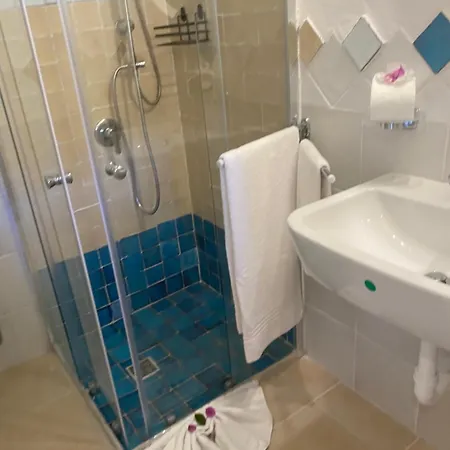 Alojamento de Acomodação e Pequeno-almoço Oltremare Cannigione