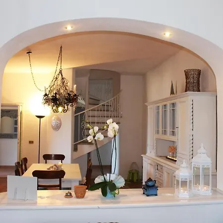 Oltremare Bed & Breakfast *