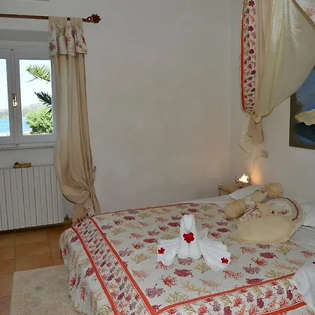 Oltremare Bed & Breakfast Cannigione
