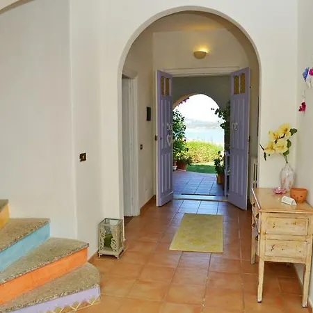 Oltremare Bed & Breakfast *